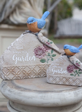 复古仿石头雕花鸟欢迎牌桌面摆件