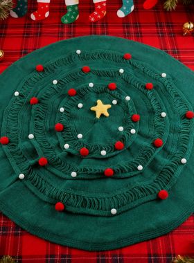 Christmas tree blanket gift best friends  hand woven flower