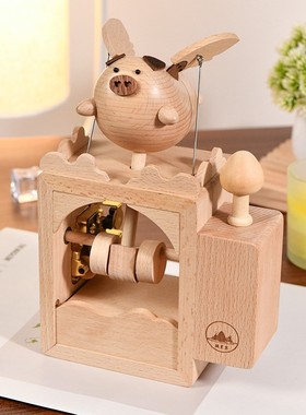 木制电动小飞猪音乐盒创意礼品家居摆件会飞的猪木质八音盒工艺品