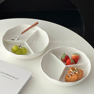 ins风奶油白陶瓷三分格盘家用高颜值一人食减脂餐盘早餐盘甜品盘