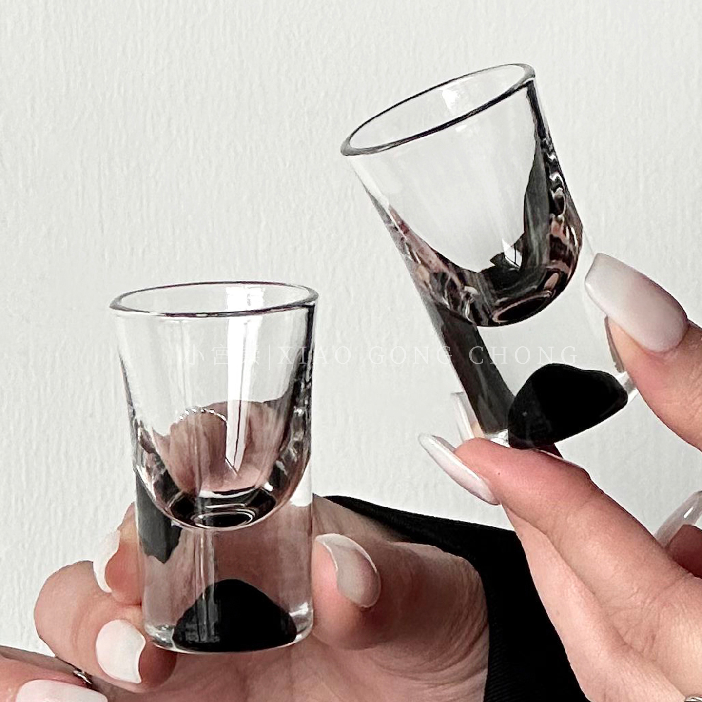 轻奢家用黑色冰山白酒杯烈酒杯子