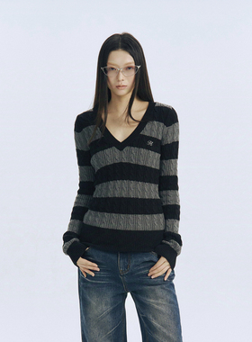 Archivum 百搭V领麻花条纹慵懒感毛衣女秋宽松情侣针织上衣潮
