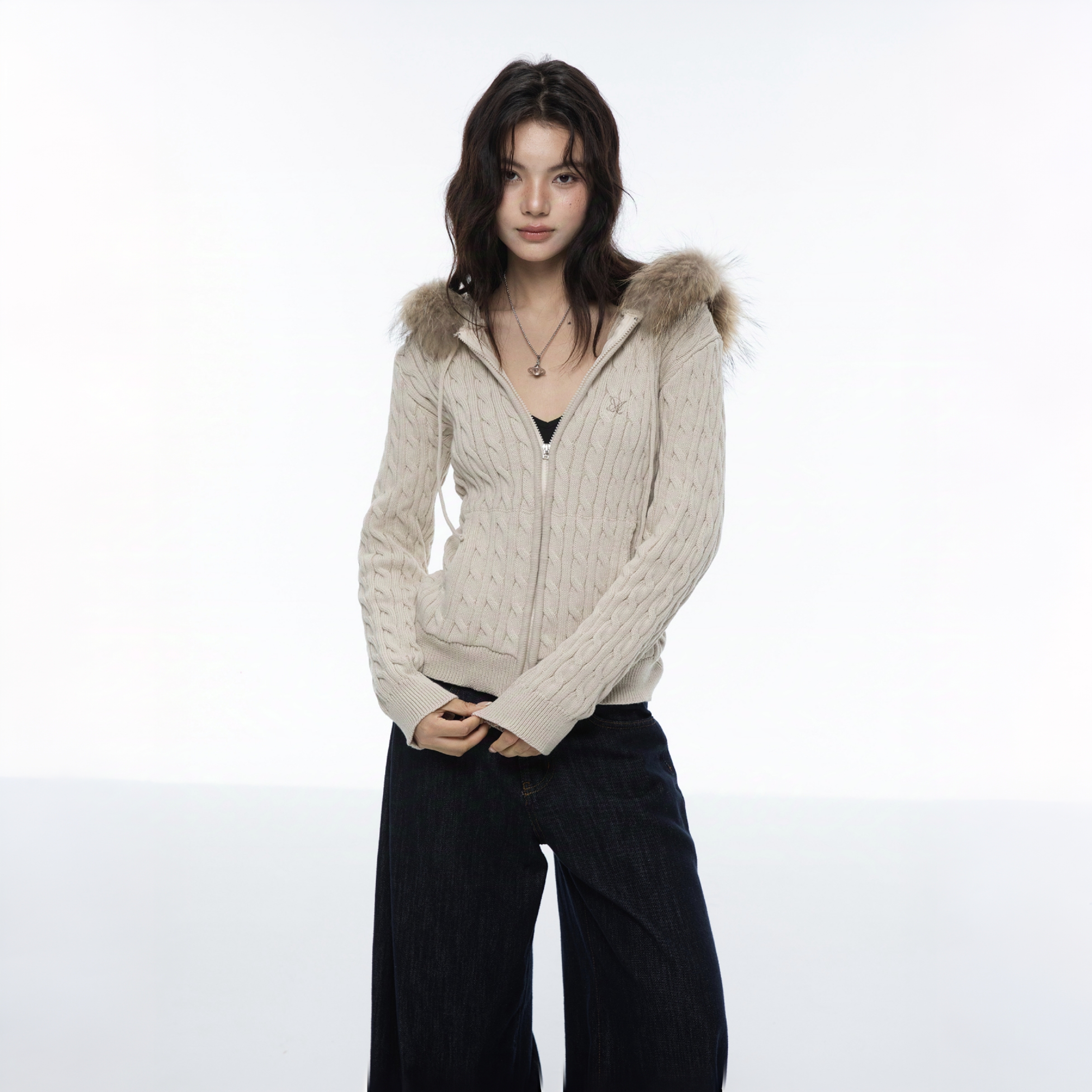 可拆卸毛领连帽针织麻花毛衣