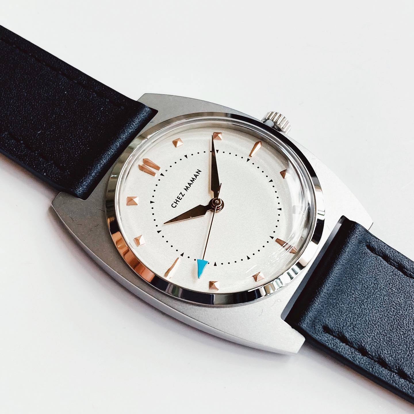 法国时尚潮流男女石英复古手表