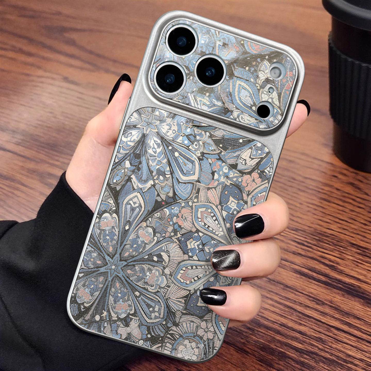 适用于苹果17promax手机壳新款素皮曼荼罗纹套全包大视窗高级感网红13简约14外iphone15防摔16pro软