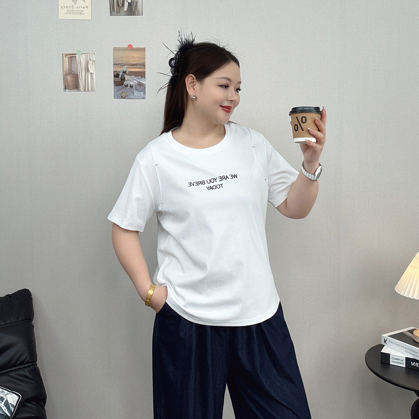 白色短袖t恤女夏大码字母印花简约百搭宽松显瘦休闲正肩体恤上衣
