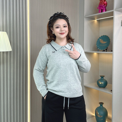 大码胖mm秋冬新款刺绣翻领针织衫