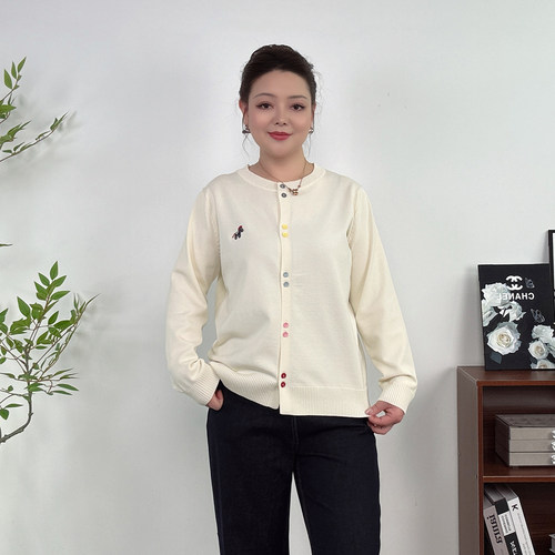 小马刺绣针织开衫女大码薄款毛衣