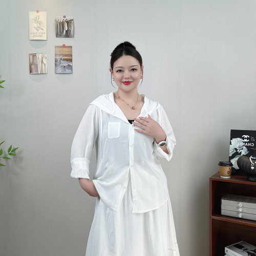 白色连帽防晒衣女大码夏薄款外套