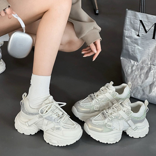 真皮欧货透气舒适新款水钻时尚女鞋小个子轻便休闲老爹鞋063186