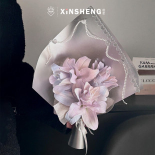 浪漫鲜花花束包装 简约爱心氛围感韩式 纸 银色加厚造型纸 芯苼物语