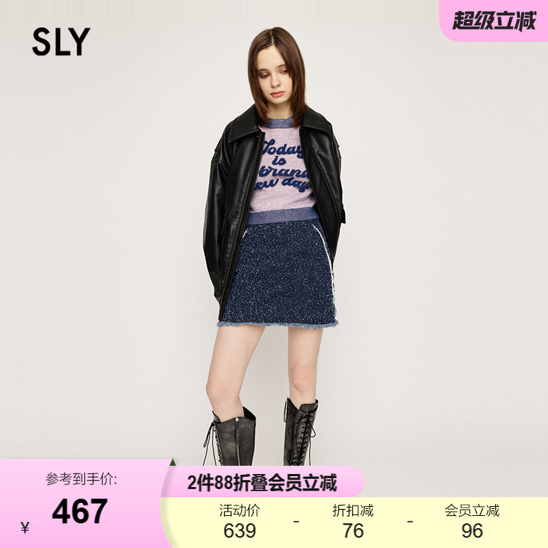 包臀设计更贴合身形  充满女性魅力‌