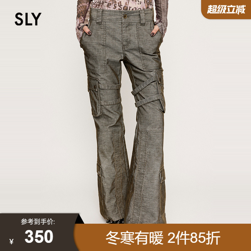 绑带设计增加了休闲感  适合多种场合穿着