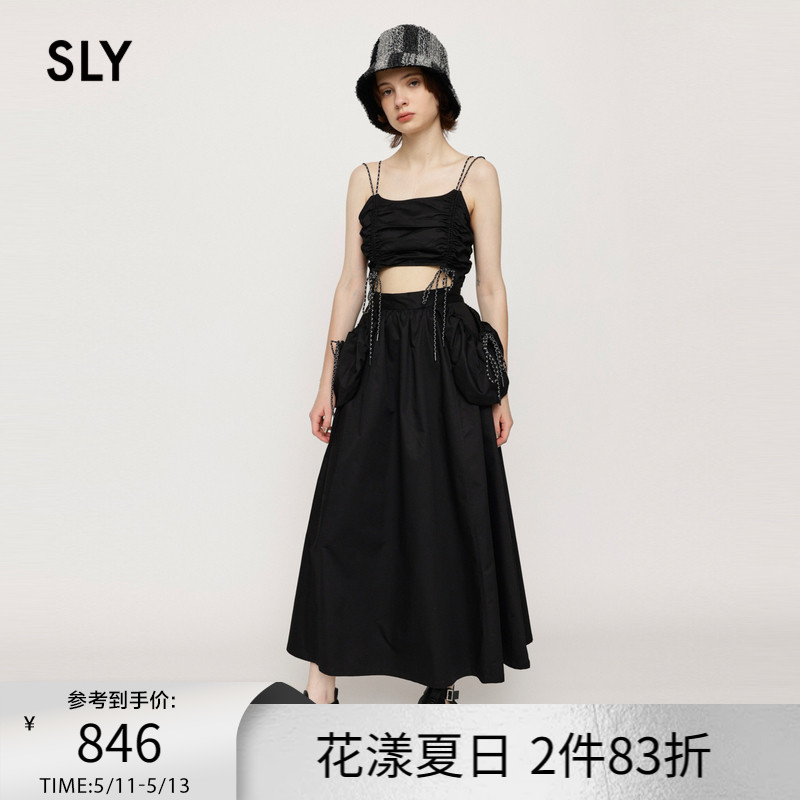 sly质氛围感甜辣风吊带连衣裙