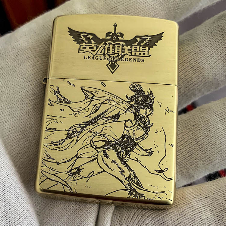 原装正品ZIPPO铜打火机英雄联盟游戏寒冰射手艾希无双剑姬菲奥娜