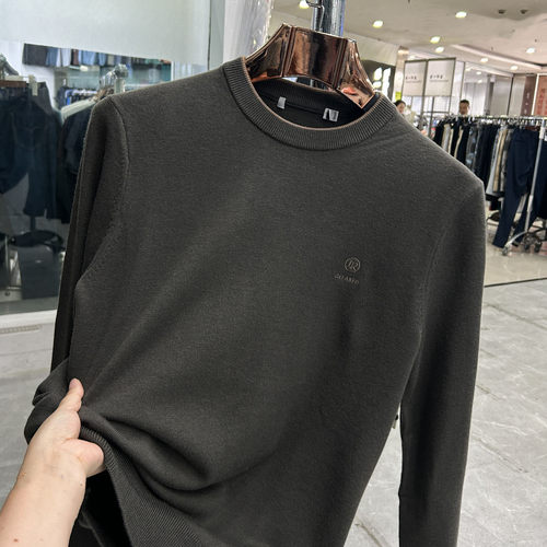 【H家】超划算！扛起球！商场品牌剪标秋圆领打底针织衫毛衣J135