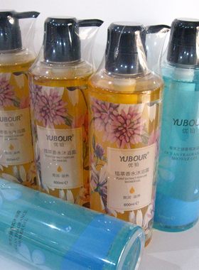 优铂植萃香水沐浴露600ml