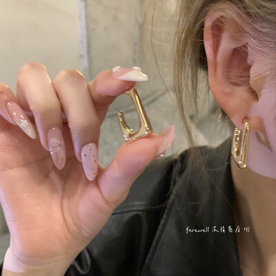 金属重工小众个性耳钉
