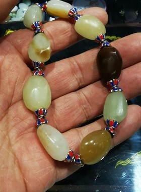 新疆和田玉且末料糖青白糖玉打磨随形吊坠男款 上手出油视频看货