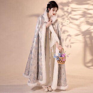 汉服斗篷加厚新款冬季大氅斗篷龙女毛领连帽古装加绒披肩外套保暖