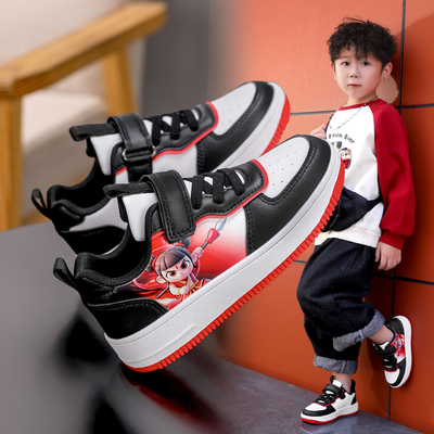 哪吒同款男童鞋子皮面防水板鞋