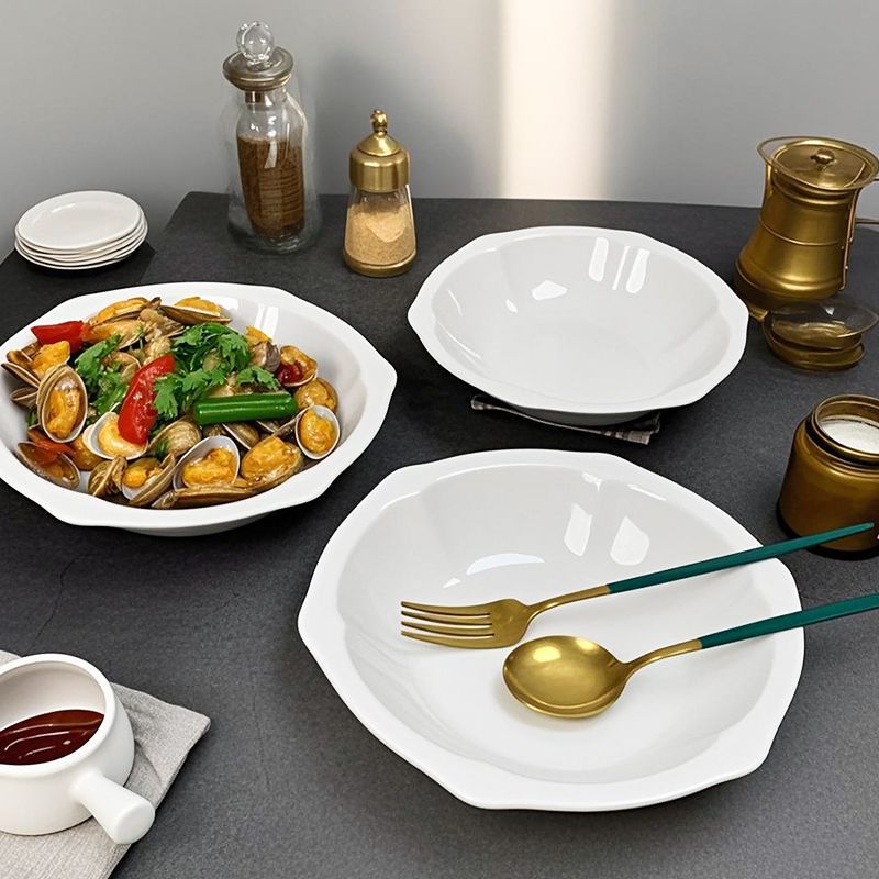 中式高颜值陶瓷盘子商用菜盘2025新款创意纯白圆形深盘水果沙拉盘