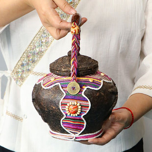 云南普洱茶雕摆件茶叶做的罐子特色工艺茶纪念品定制礼品立体茶壶