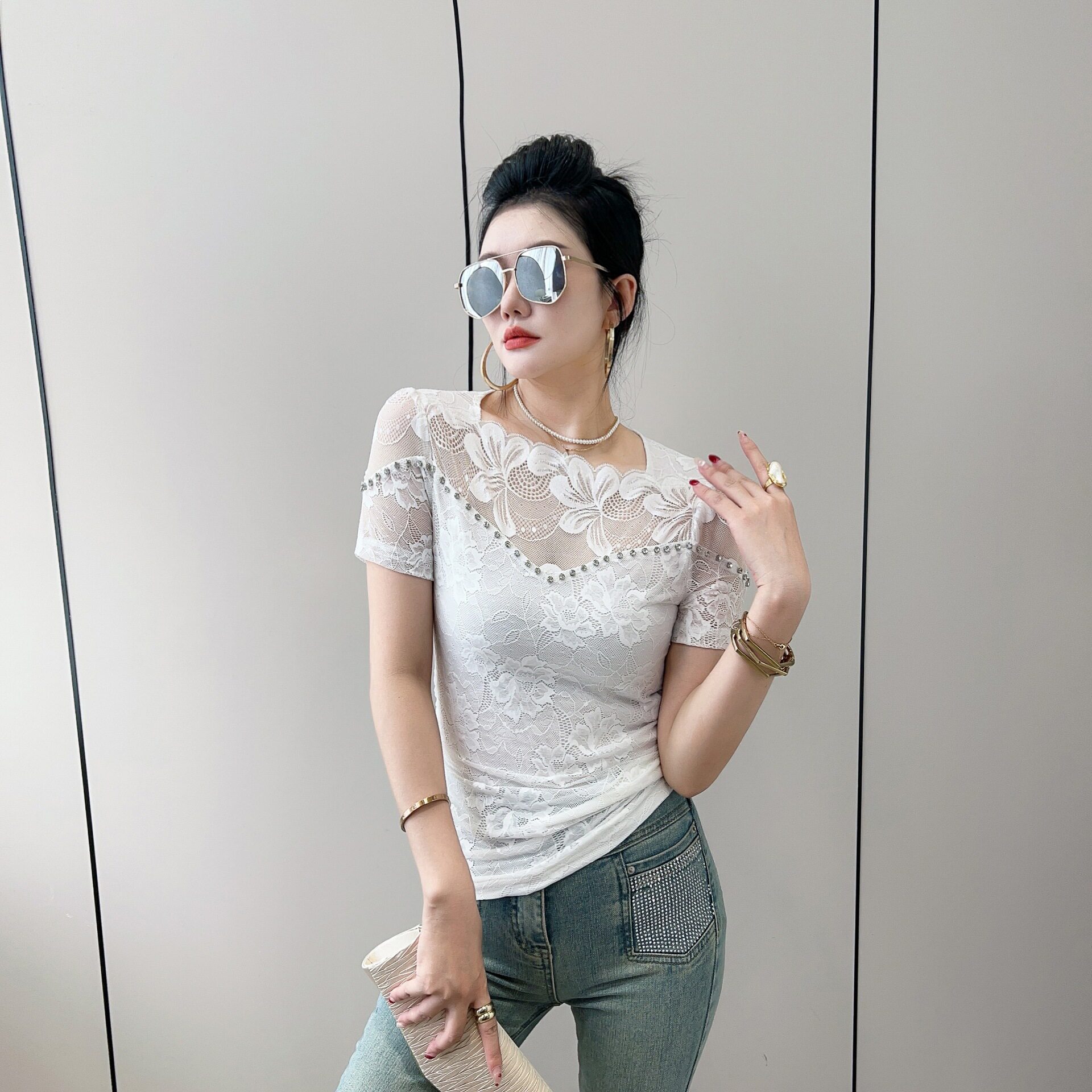 绝美一字肩花边钉钻短袖蕾丝打底衫女夏修身显瘦性感镂空网纱t恤