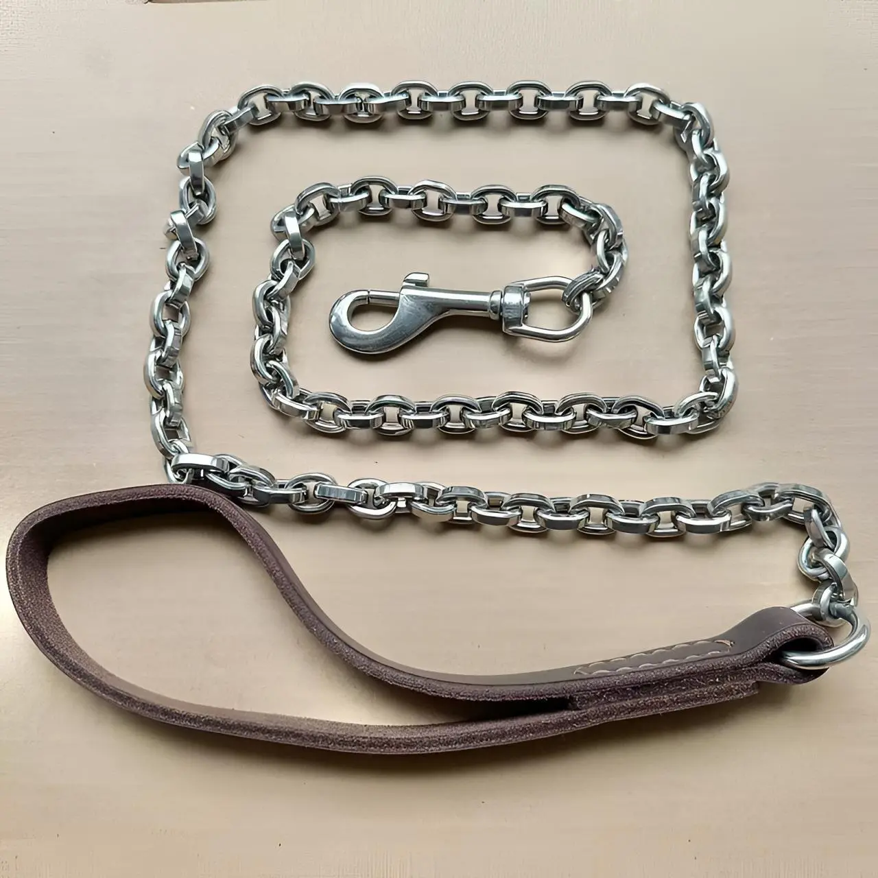 平面牛皮把手不锈钢牵引绳中大型犬狗链子防咬牵引绳狗链结实