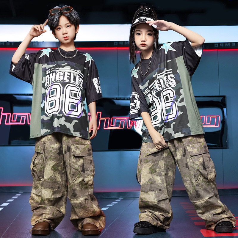 街舞儿童潮服男童酷帅迷彩裤hiphop炸街套装夏季女童舞蹈表演服装