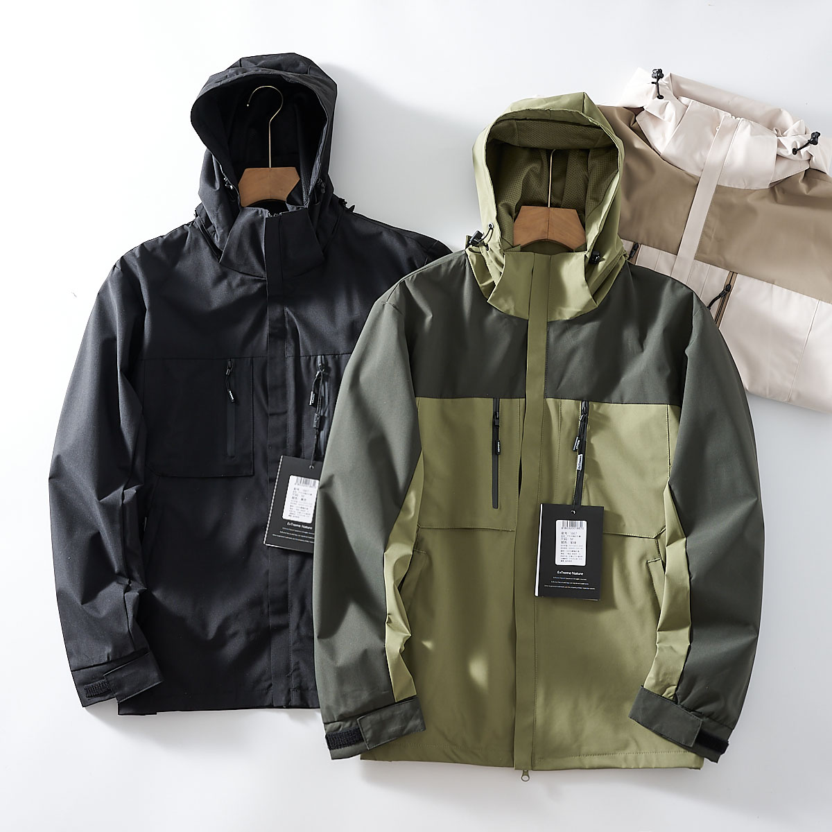 户外冲锋衣轻量防水透气春男士休闲连帽薄款夹克骑行徒步登山外套