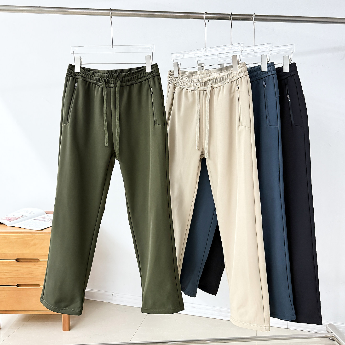 强推 加绒防风裤 保暖不臃肿 男士秋冬户外防泼水松紧腰机能卫裤