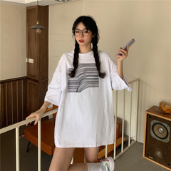 線條勾勒印花半袖女夏款寬鬆短袖