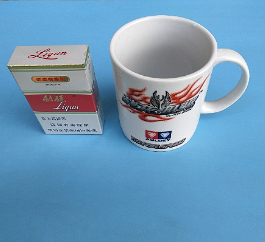 奥迪双钻四驱车升级改装配件  战龙四驱纪念版口杯  稀有老货杯子