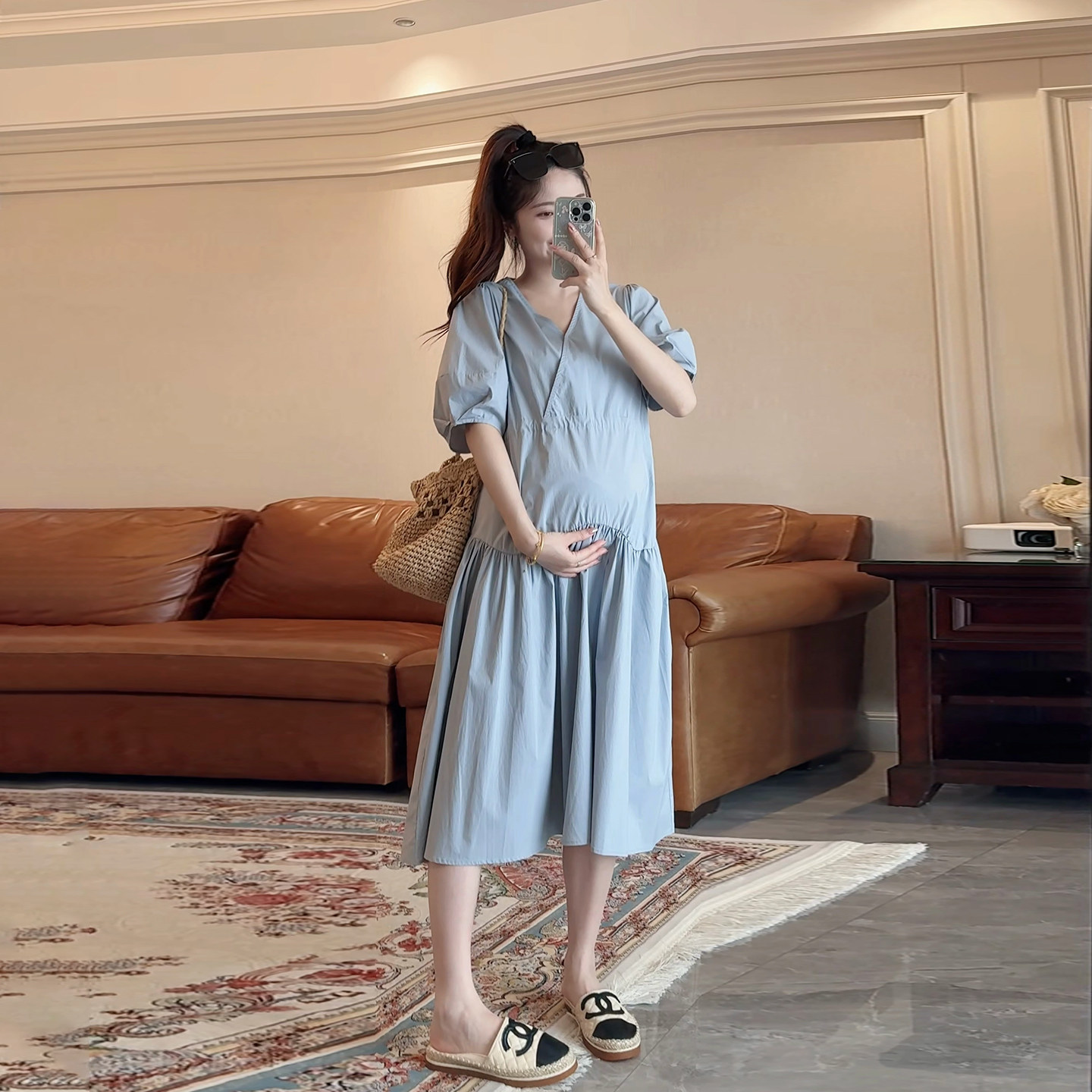 诺初简单干净V领连衣裙女慵懒风短袖宽松遮肚显瘦中长裙显瘦孕妇
