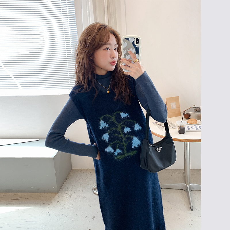 洋气孕妇秋冬套装新款韩版宽松显瘦长款针织马甲背心裙女连衣裙子