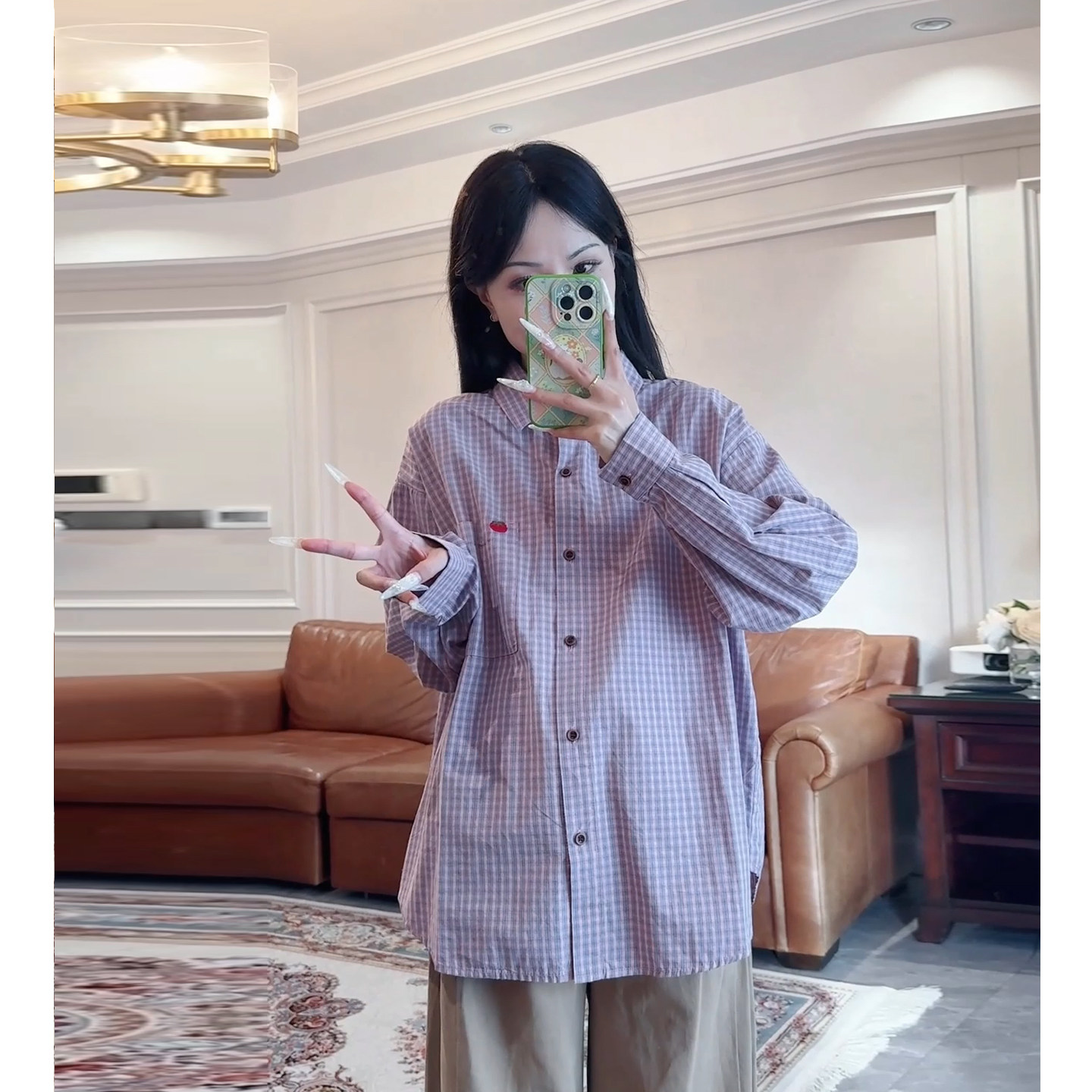 春秋慵懒风女长袖显瘦格纹衬衫