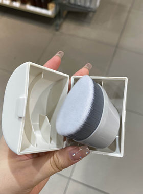 无印良品聚酯纤维粉底刷