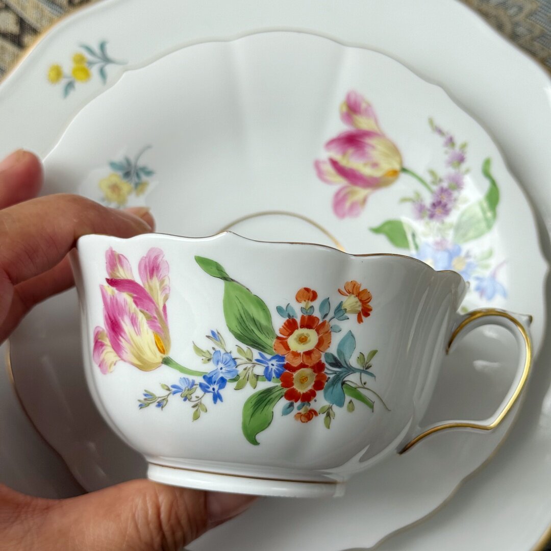 特价欧洲中古瓷器收藏德国meissen梅森郁金香花簇茶杯一等3件组