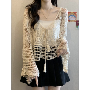 波西米亚民族风短款防晒罩衫女春夏薄纱V领镂空长袖针织开衫上衣