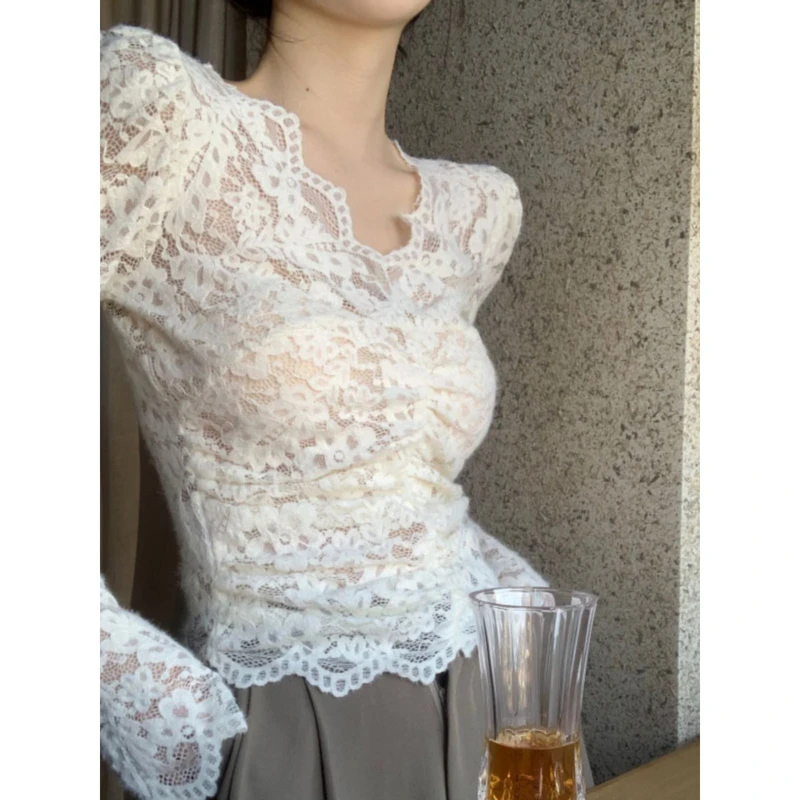 性感v领蕾丝打底衫女秋冬季2025新款配皮草内搭洋气网纱上衣小衫
