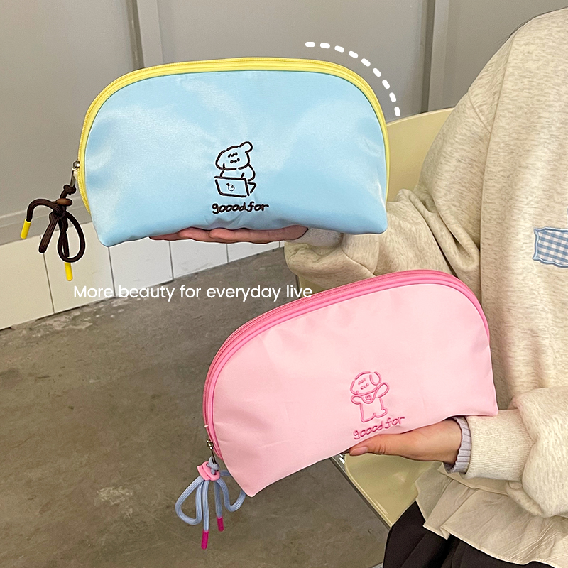 外出旅行化妆品包便携式收纳袋2025新款大容量女分区出门方便携带