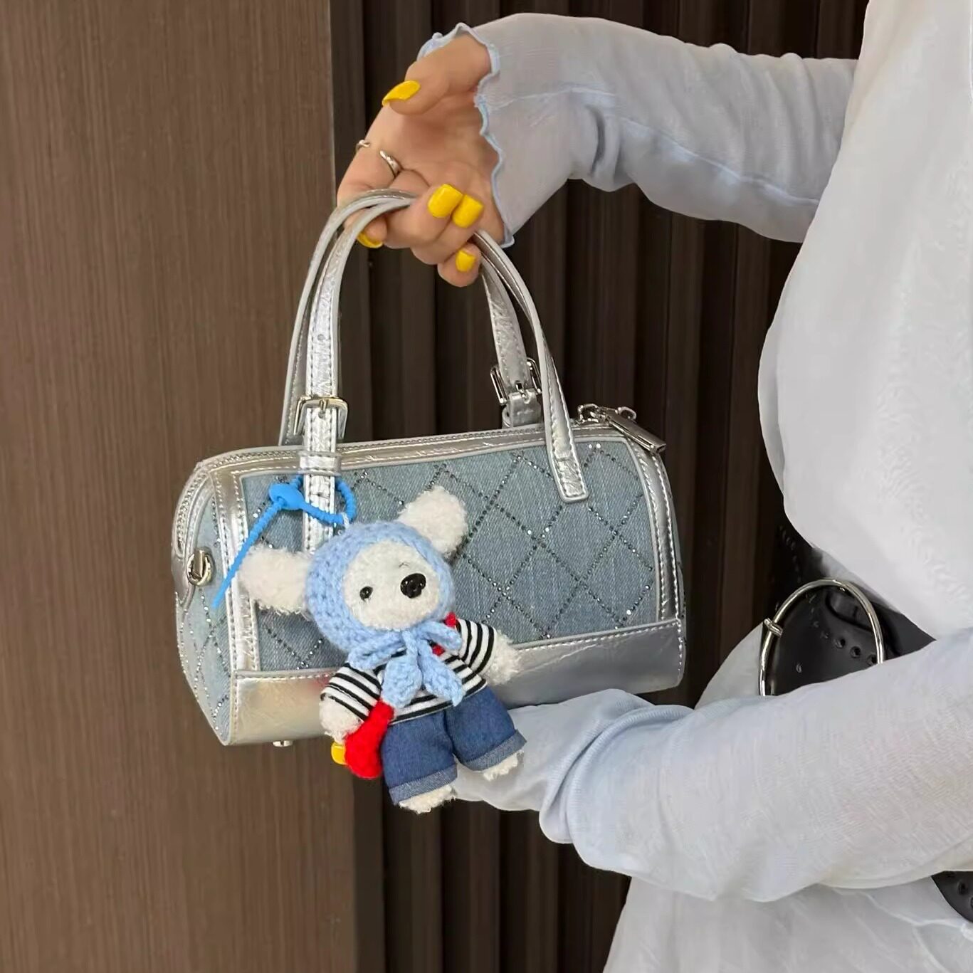 高级感时尚牛仔布贝壳包女2026新款休闲手提菱格包百搭单肩斜挎包