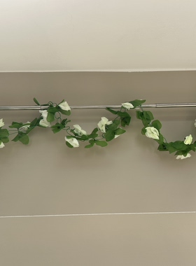 仿真绿植物白色玫瑰花链藤条绿叶吊顶装饰假花藤蔓阳台遮挡水管道