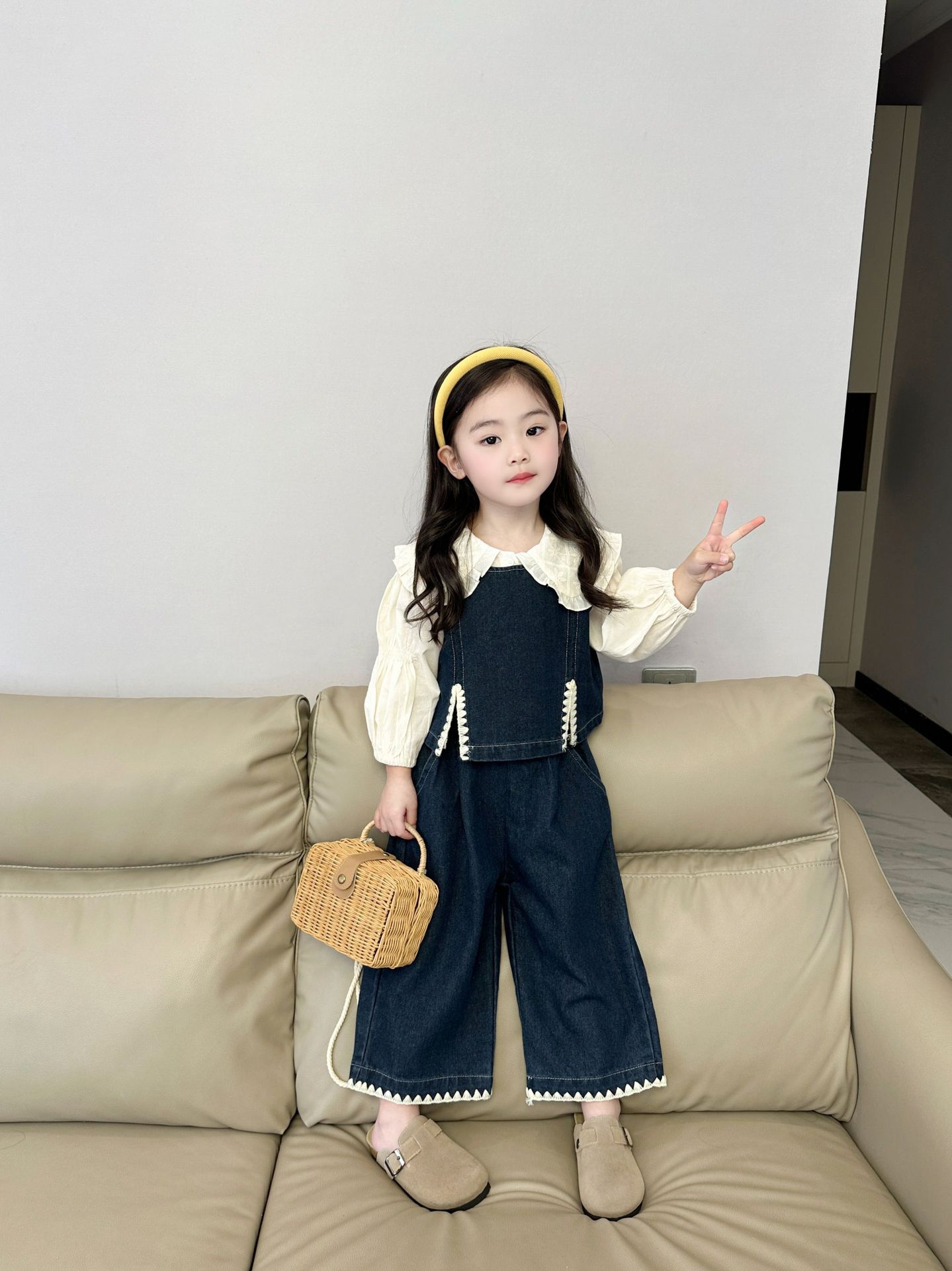 女童休闲套装2025春季韩版牛仔背心阔腿裤长裤翻领长袖衬衫两件套