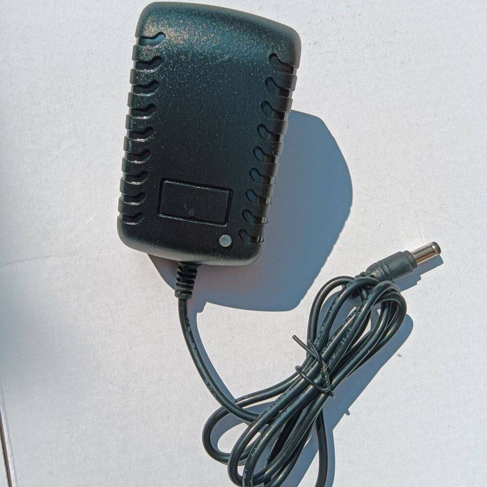 适用SHILE狮乐专业电瓶音箱 皇冠三号 户外拉杆音响线充电器15V2A