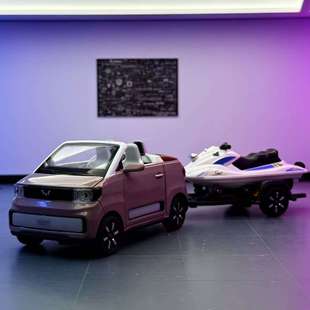 新款车致车模五菱Mini敞篷版合金汽车带摩托艇玩具车声光模型摆件