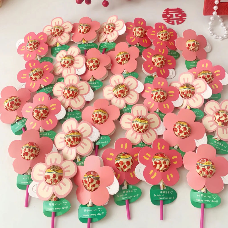 结婚订婚创意小红花棒棒糖装饰卡纸婚礼喜糖包装迎宾牌喜糖板布置