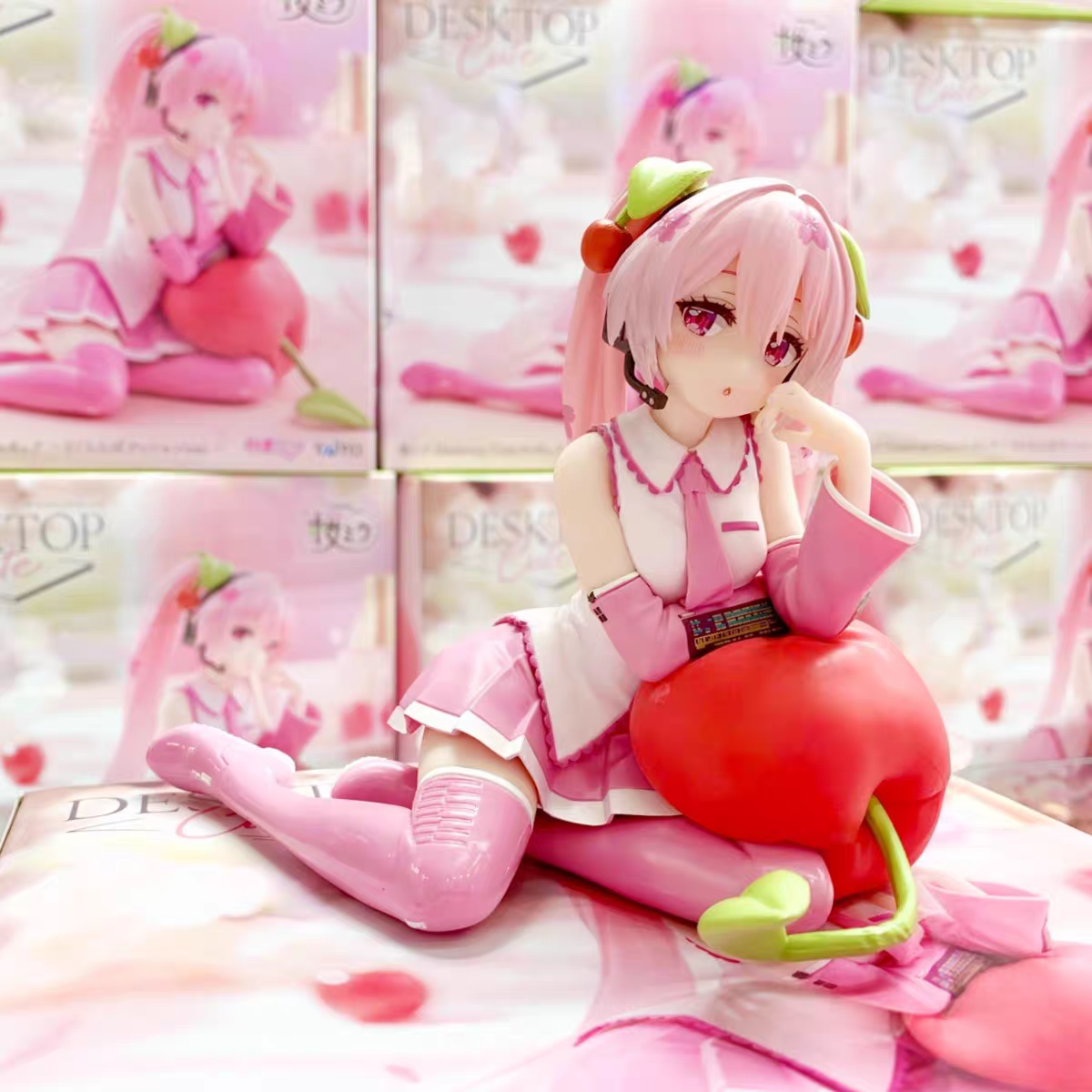 VOCALOID miku 樱花 初音未来 樱桃抱枕 taito Desktop Cute 手办
