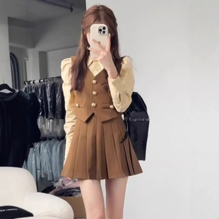 裙女秋季 长袖 新款 马甲条纹衬衫 百褶裙三件套 小西装 英伦学院风套装